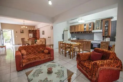 Traditional Family Guest House Idi