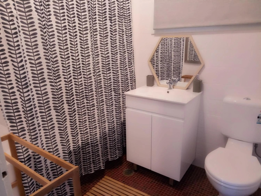 The Husky House 1 bedroom or 2 bedroom or The Husky Studio Suite stayinjervisbay com