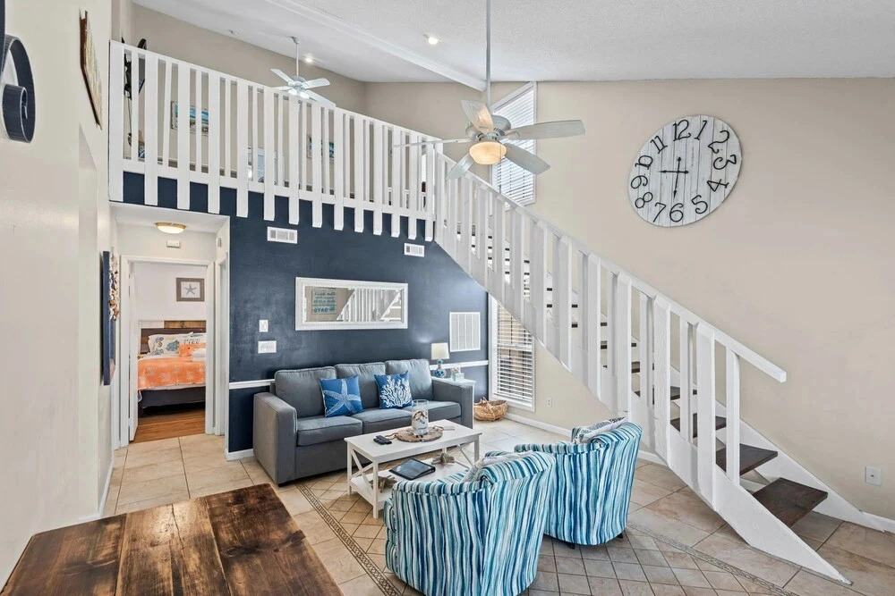 Sleeps 10, 4 Pools, Mini-golf Fun + Free Tickets: Dolphin Cruise & More