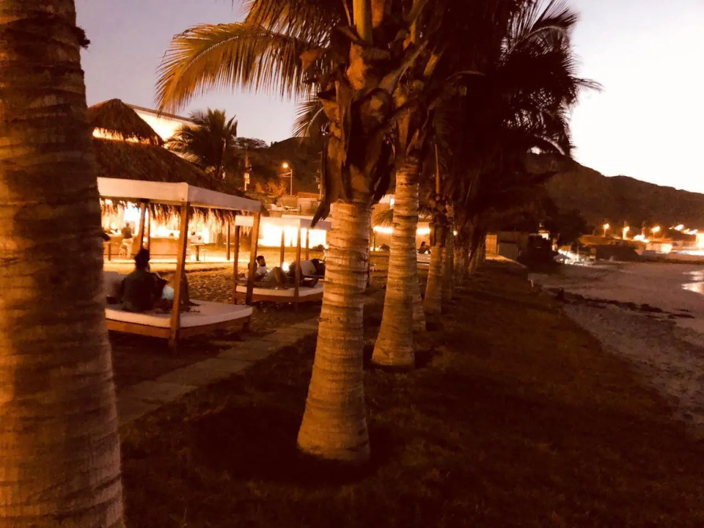 qema Mancora