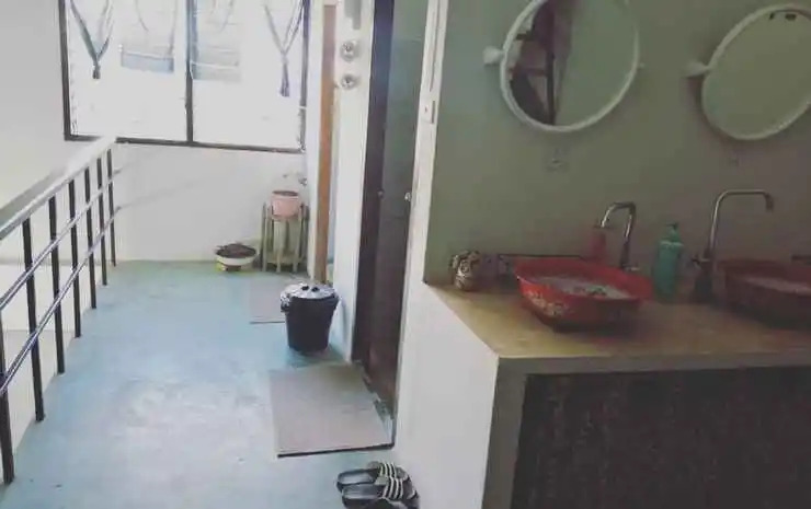 Chill pill Hostel