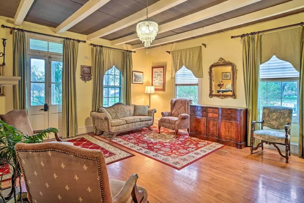 Vintage Louisiana Vacation Rental Home