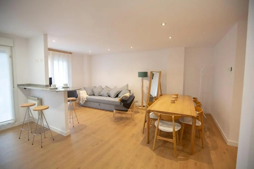 Apartamentos tiu Enrique 4 Piso