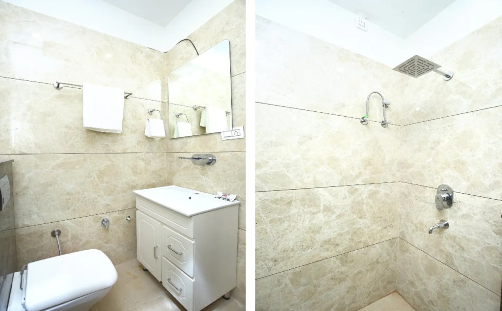 Hotel S7 by OYO Rooms