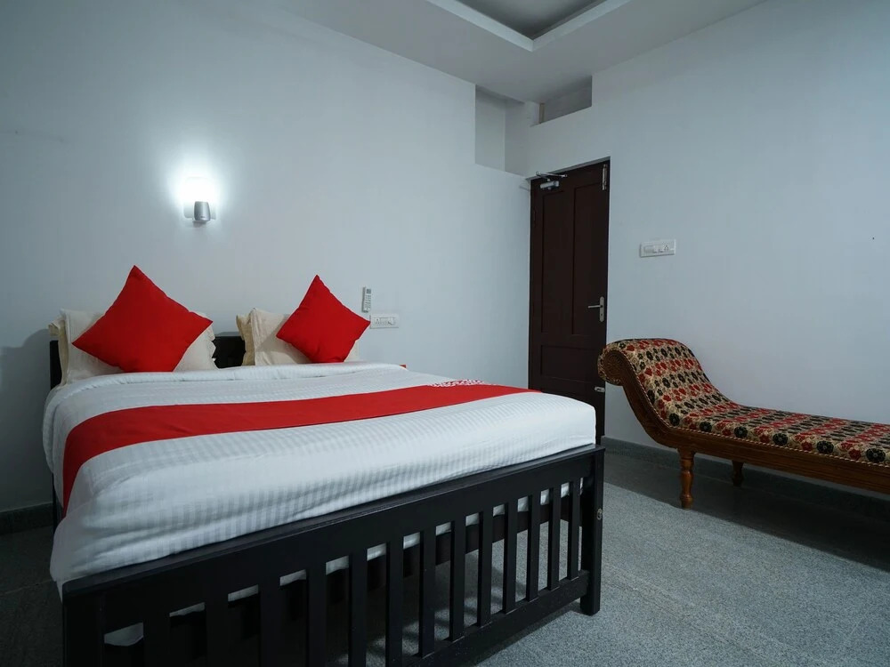 Hotel O Aluva Town
