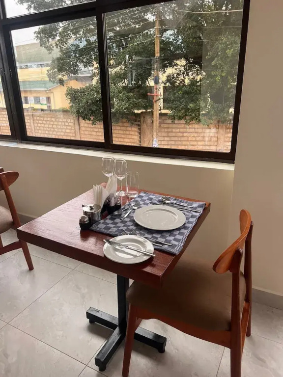 Canopy View Hotel