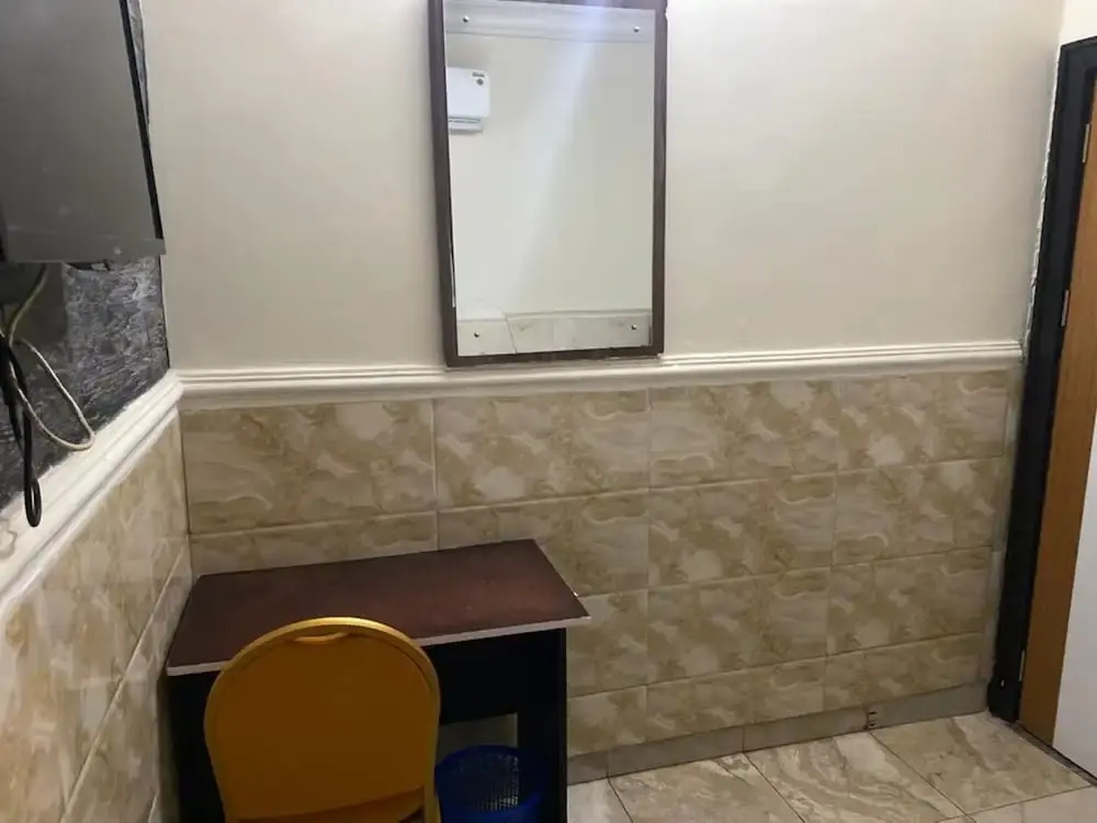 Camzy Villa Hotel