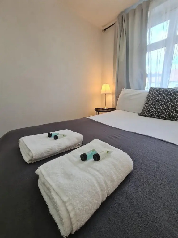 Urban Hideaway 2beds Apartment