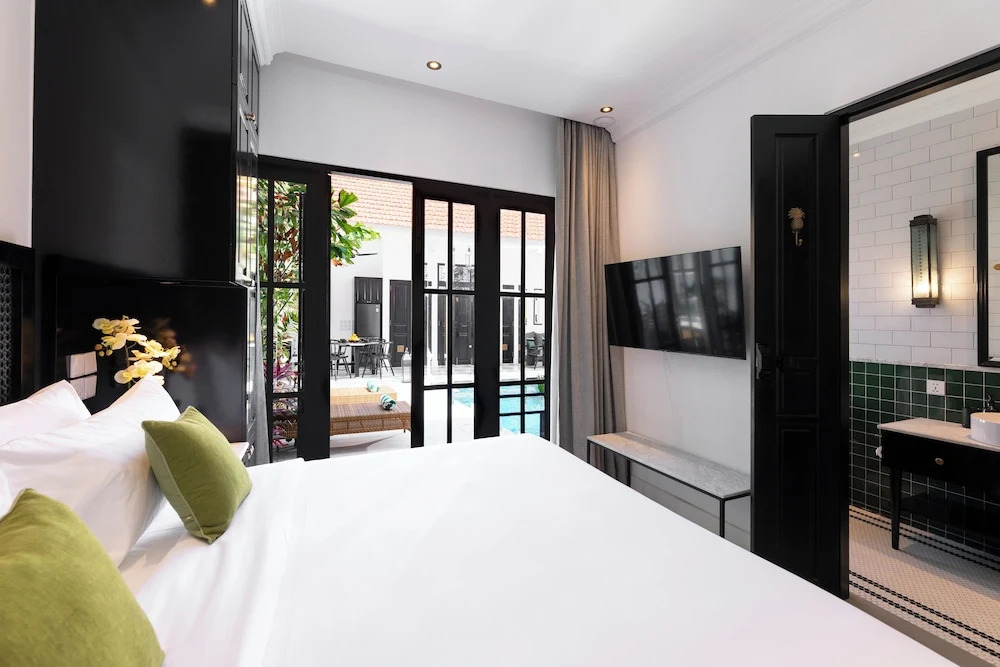 Martini Beachside Villa 1