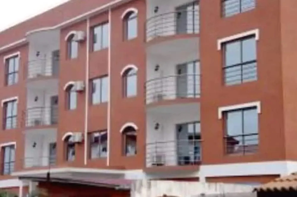 Hilary Hotel