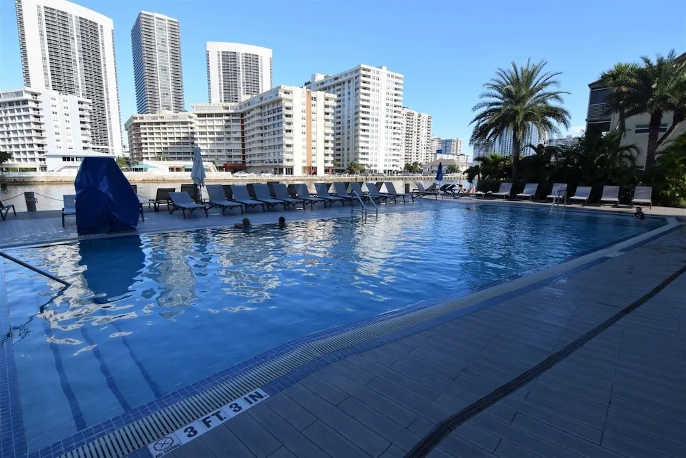 Superb Ocean, Bay & Skyline View Residence 2 Bed 2 Bath @ Beachwalk Resort