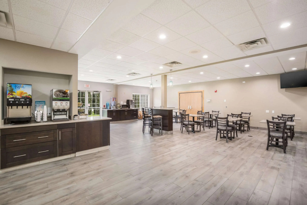 Quality Inn & Suites Lodi I-90