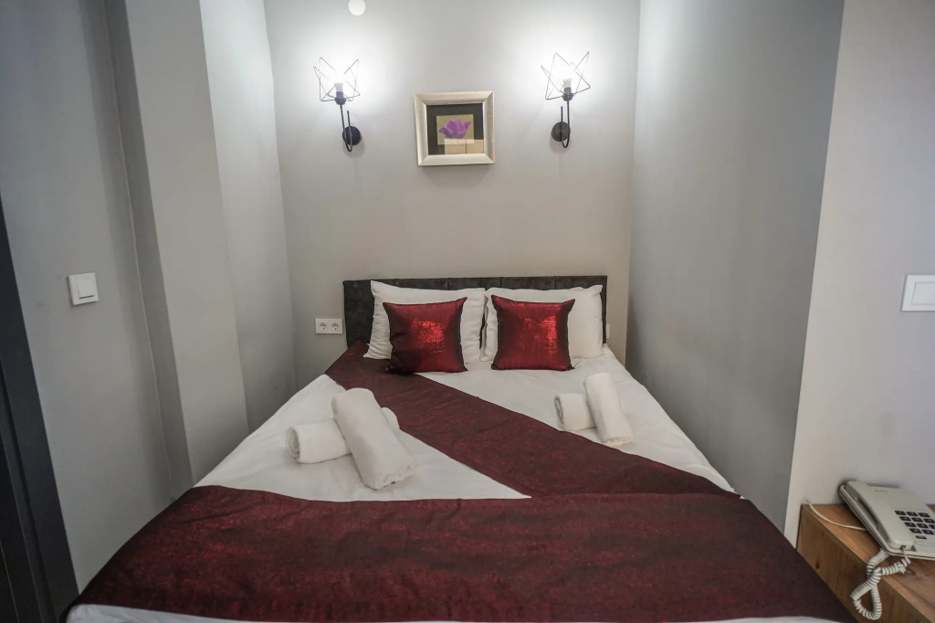 Grand Niki Hotel & Spa