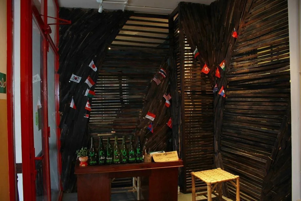 3 La Hostel