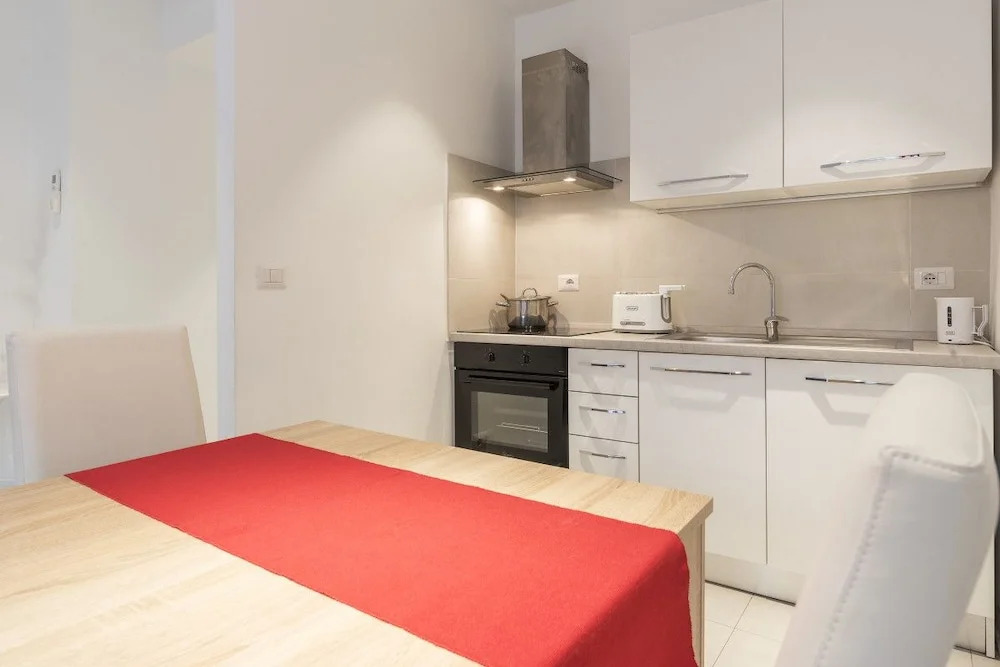 Modern 2 Beds Flat 5 Mins From Trastevere St