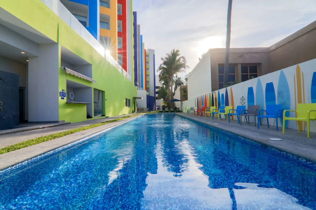 Garner Hotel Mazatlan Beach by IHG