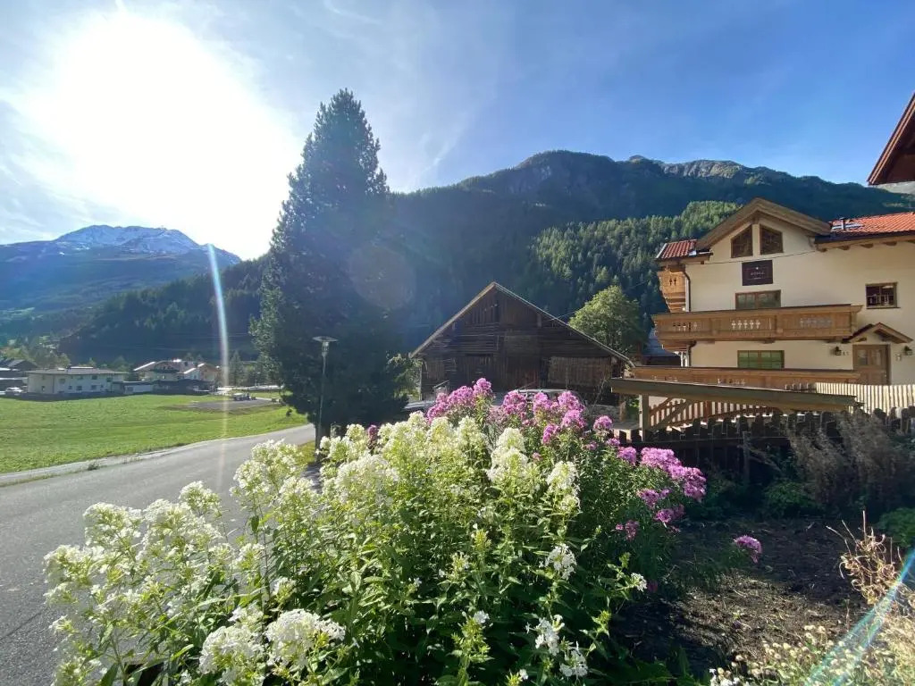 Alpine Lodge Sölden - Chalet