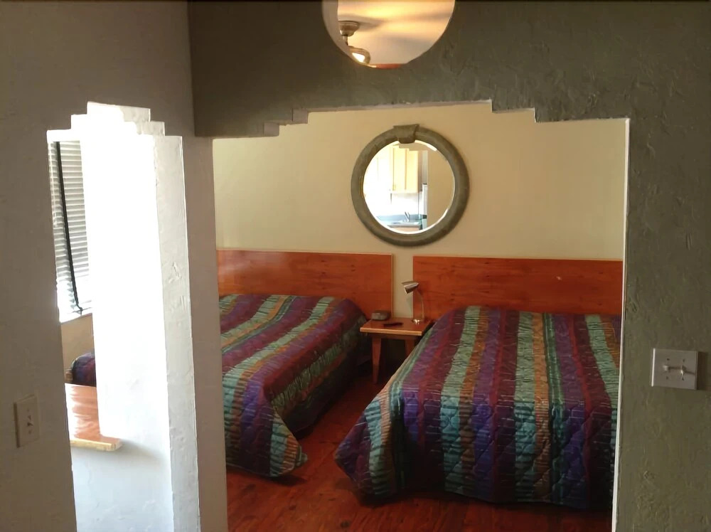 Sherbrooke All Suites Hotel