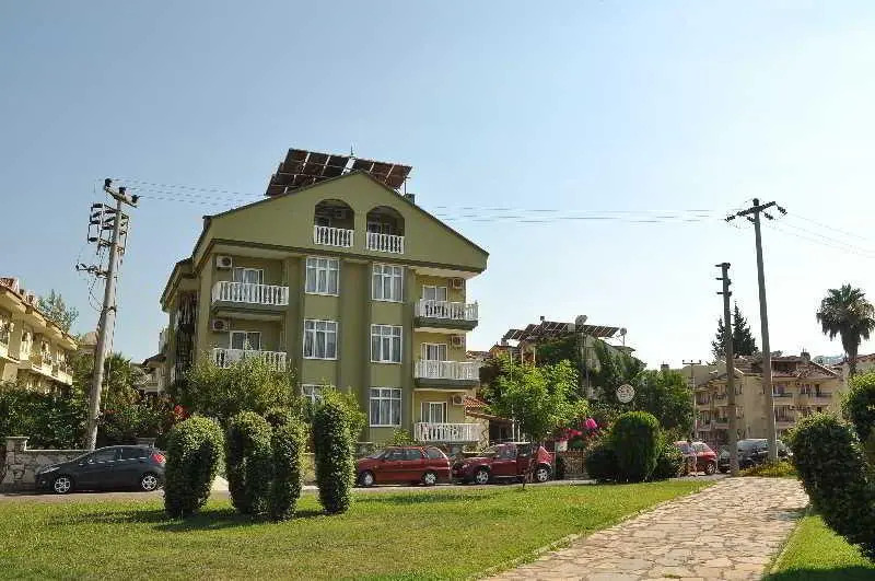 Club Ege Apart Hotel
