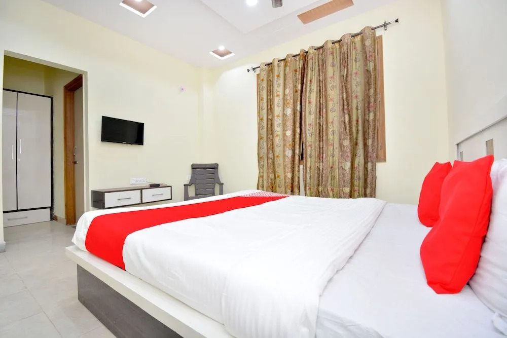 OYO 42769 Vij Guest House
