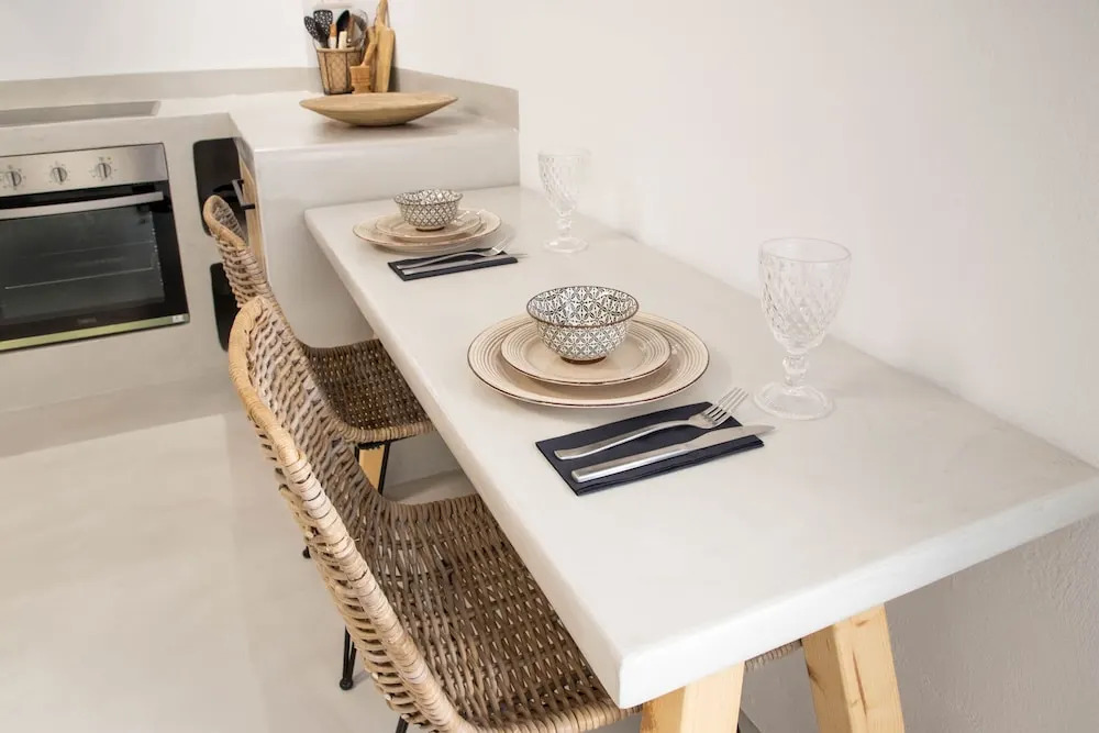 Pebble, an Idyllic Seaside Suite