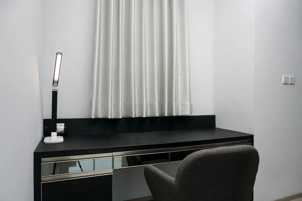 Modern 2BR Apartment at Citra Lake Suites