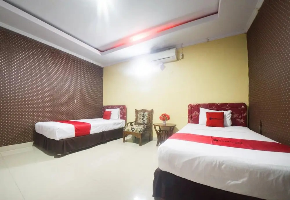RedDoorz Syariah near RSUD Ainun Habibie Gorontalo