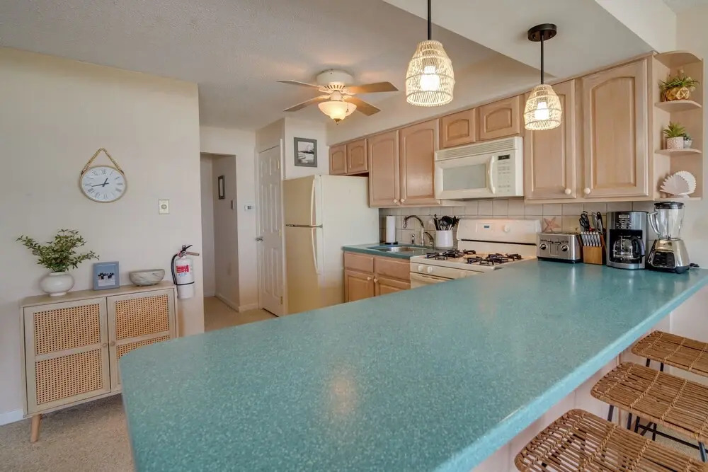 Charming Brigantine Condo Rental: Steps to Beach!