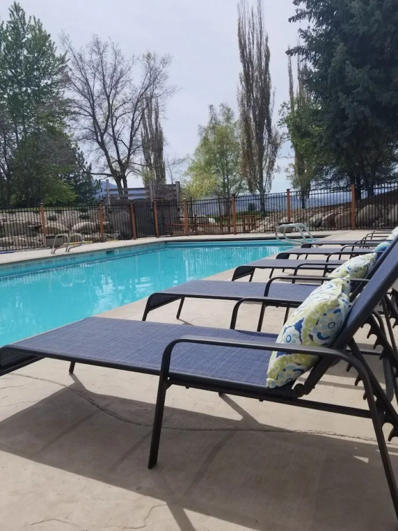 Twisp Terrace Lodge