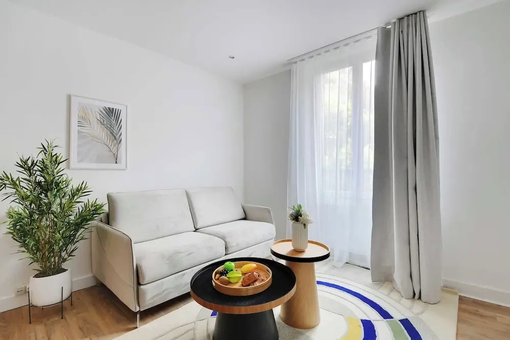 Modern Apartment - 1br/4p - Sacre-coeur
