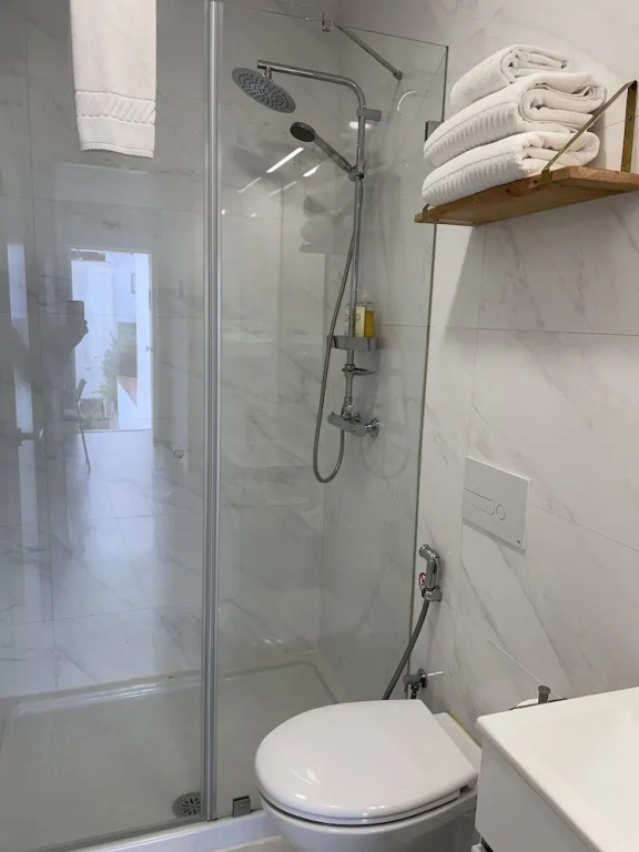 Botica Guesthouse