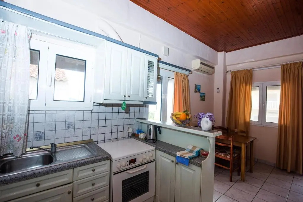 Pantelis Apartments