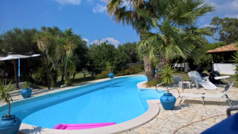 Villa With 3 Bedrooms in Reggio Calabria, With Wonderful sea View, Private Pool, Enclosed Garden Near the Beach