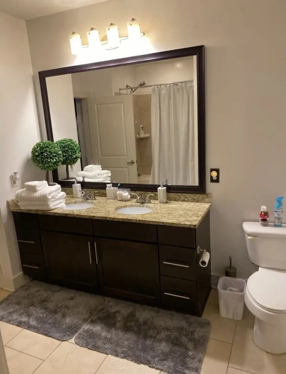 2 Two King Bed Buckhead Condo