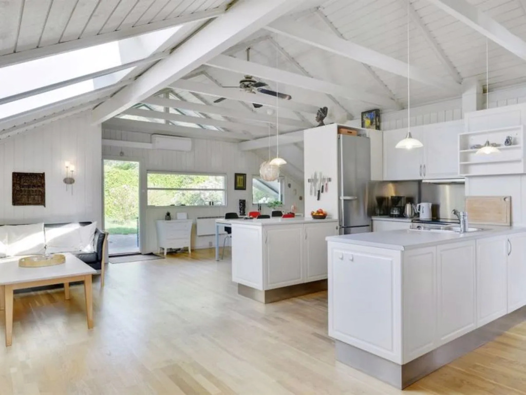 "Tamia" - 350m from the sea in Sealand