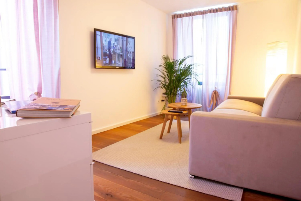 Borghese Apartment
