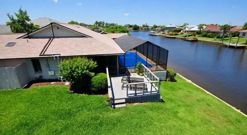 Collingdale House by Vacation Rental Pros