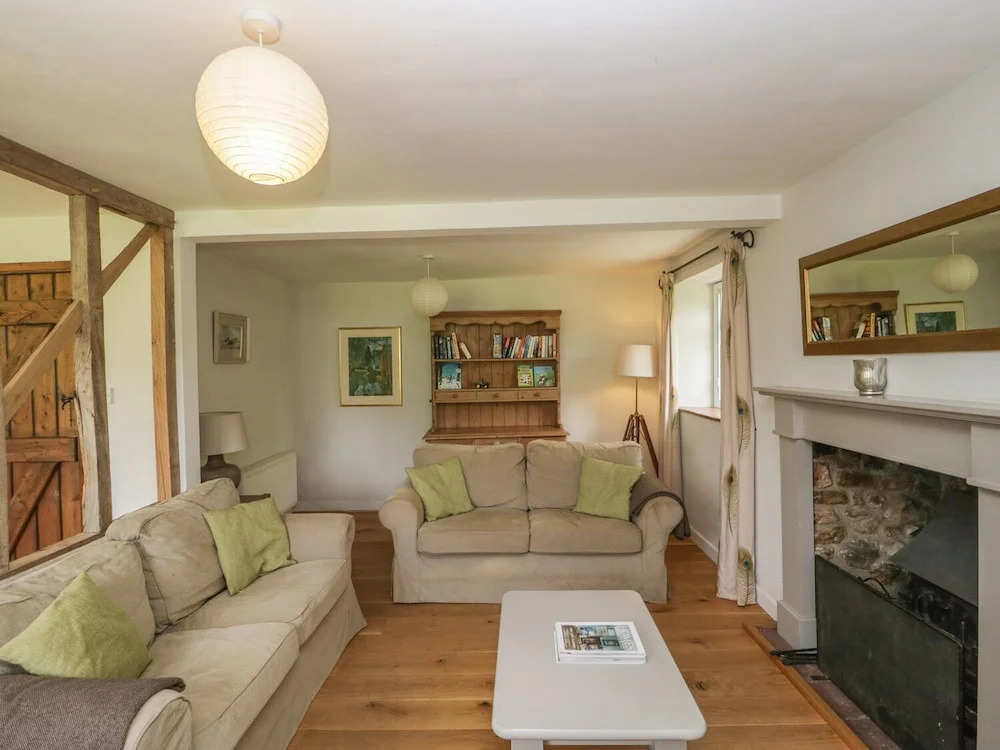 Lambrook Cottage