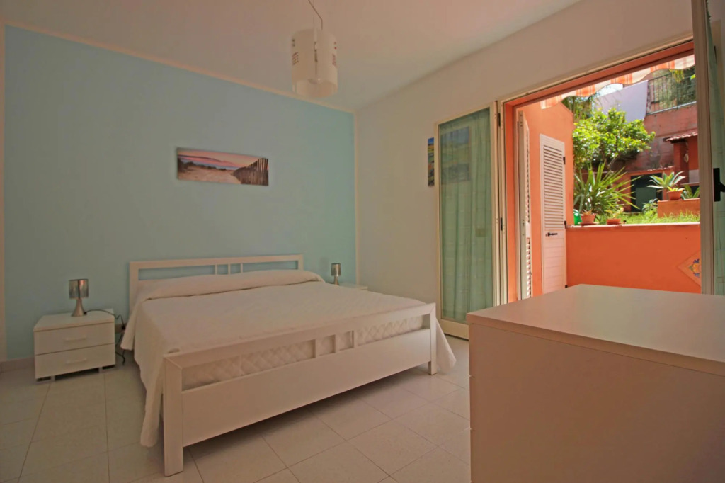 Villetta Santa Lucia con patio e giardino by Wonderful Italy