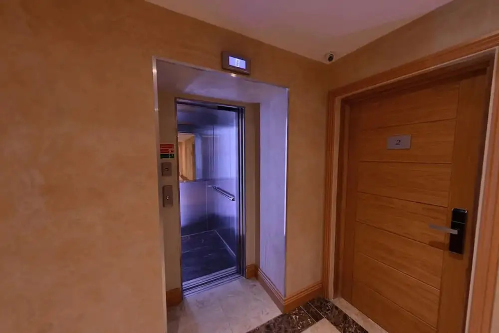 Arlo Apartments