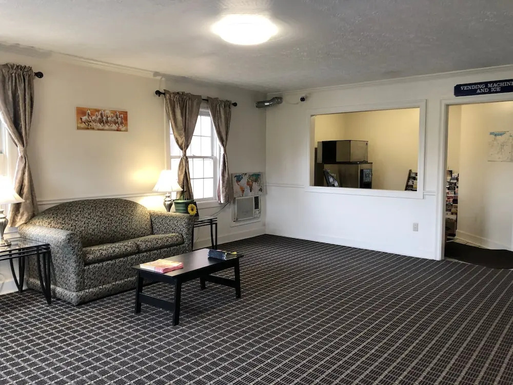Royal Inn Victor