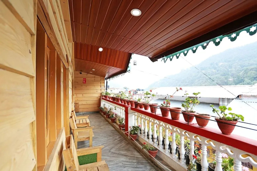 OYO 8986 Lake City Nainital