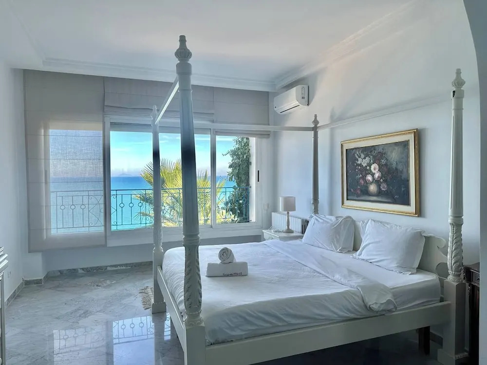 Cliff Apartment With sea View in Sidi Bou Saïd