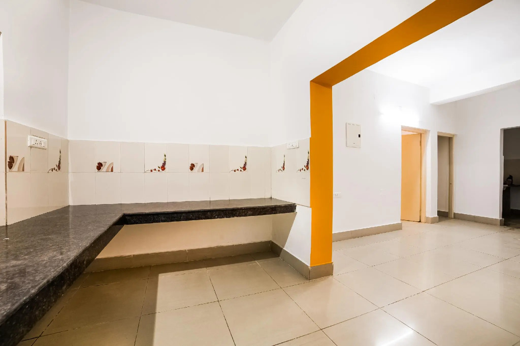 OYO 44179 Pleasant Stay Near Airport