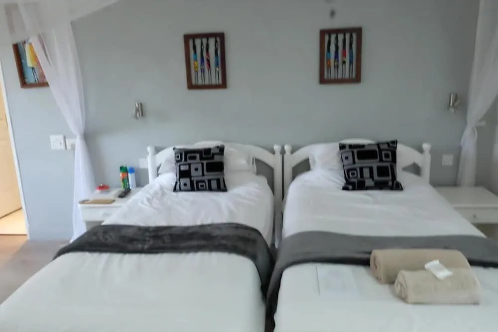 The Leslie Executive Hotel