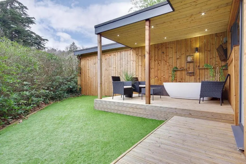 Little Paddock Lodges