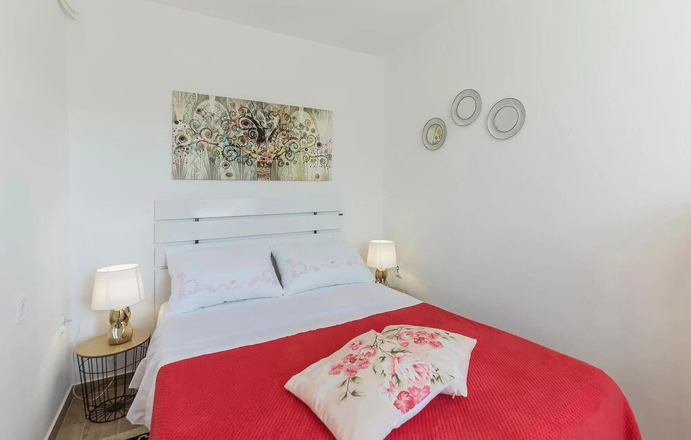 Awesome Home in Loborika With 2 Bedrooms and Wifi
