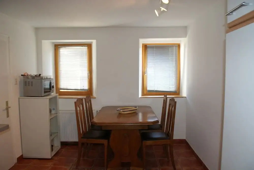 Saarlogis Haus Monteurwohnungen St Arnual