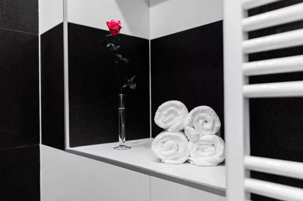 Sophies Place Augarten - Imperial Lifestyle City Apartments Vienna Parking