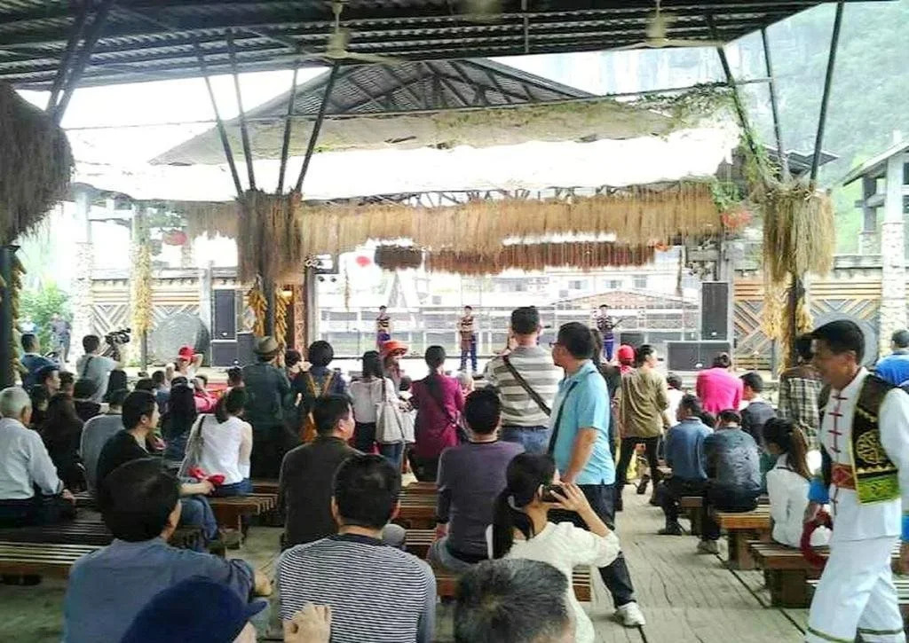 MingShi Red Bean Restaurant HomeStay